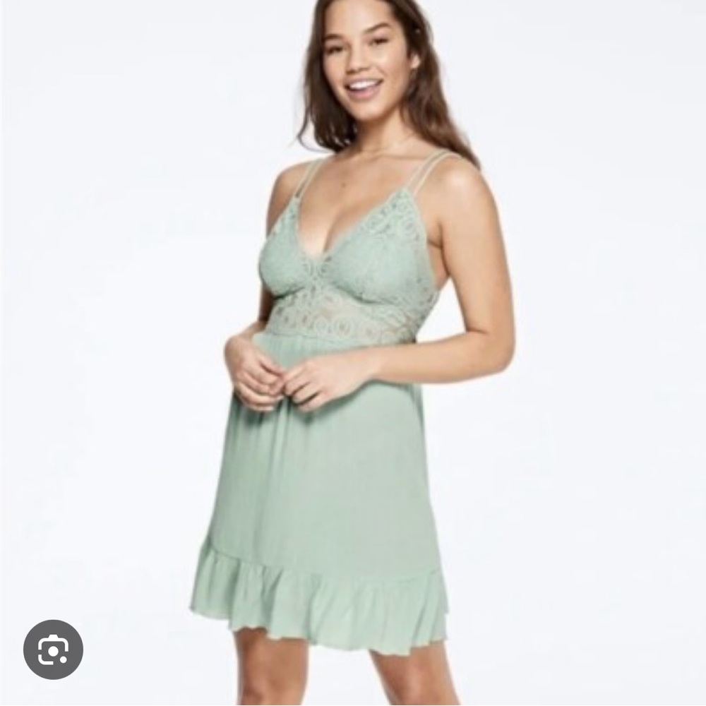 Women’s dress